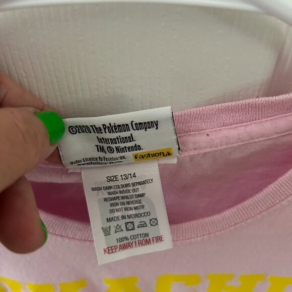 Pikachu t shirt - Picture 2 of 2